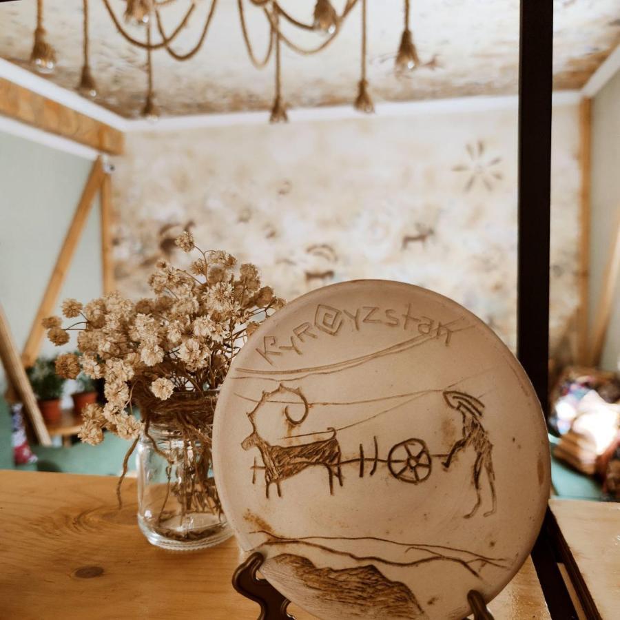 Silkroad Guesthouse Bisjkek Eksteriør bilde