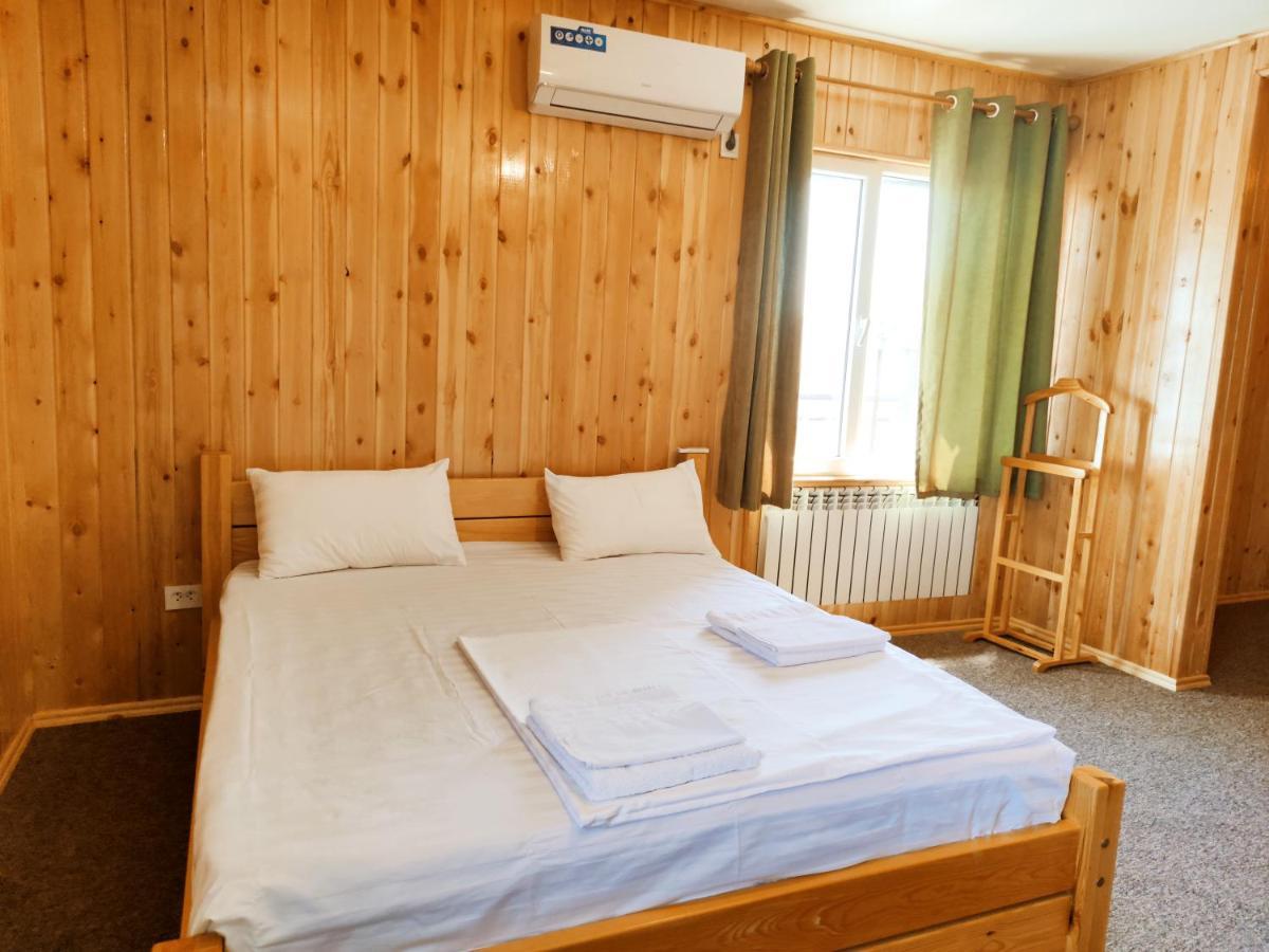 Silkroad Guesthouse Bisjkek Eksteriør bilde