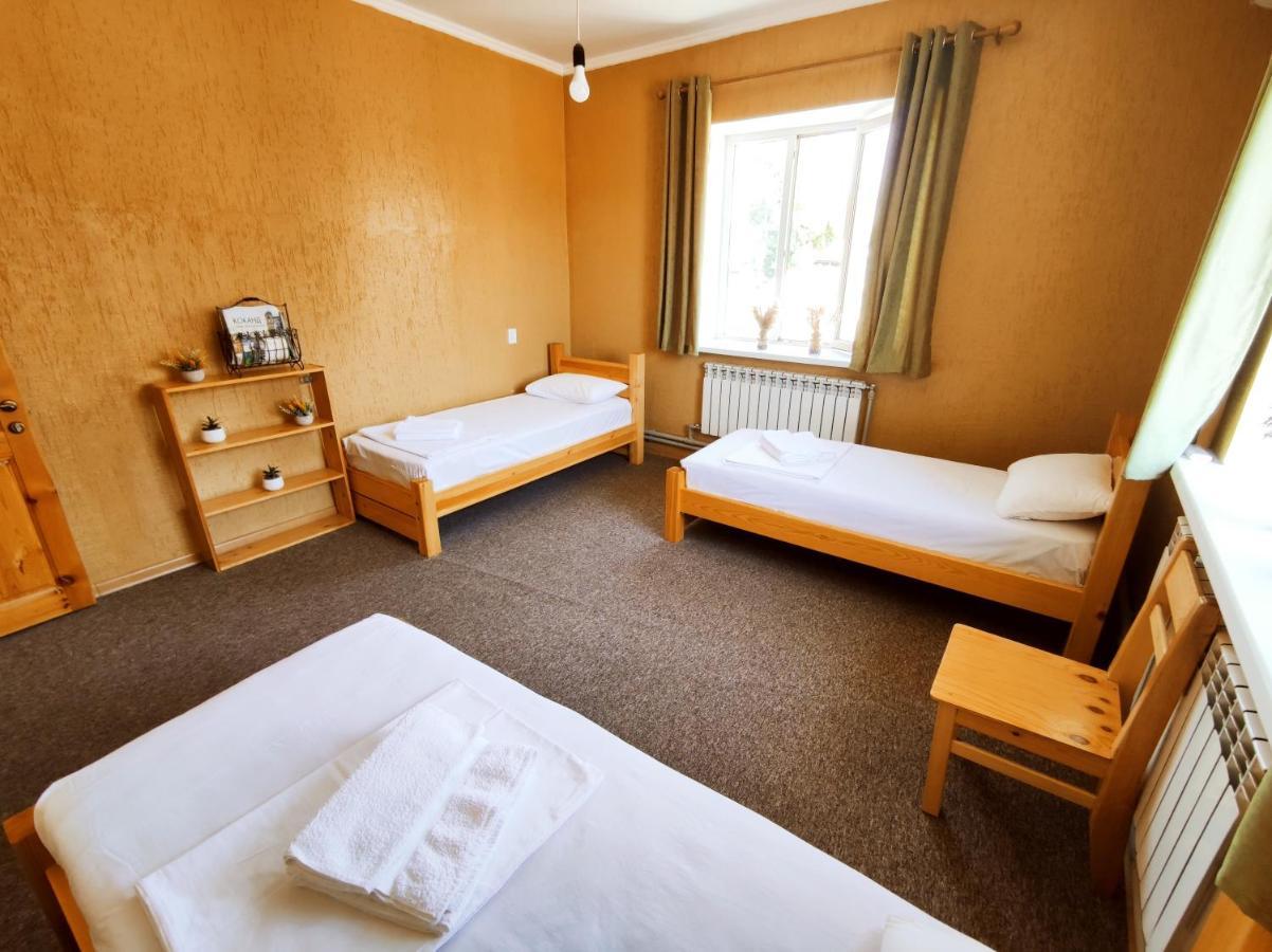 Silkroad Guesthouse Bisjkek Eksteriør bilde