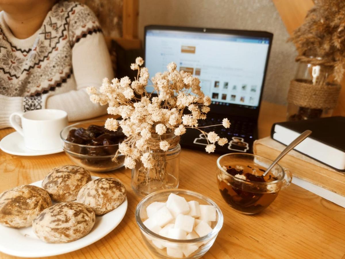 Silkroad Guesthouse Bisjkek Eksteriør bilde
