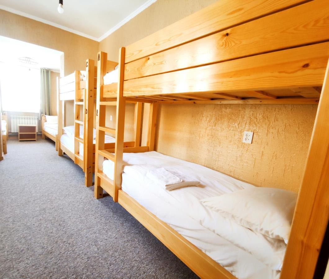 Silkroad Guesthouse Bisjkek Eksteriør bilde