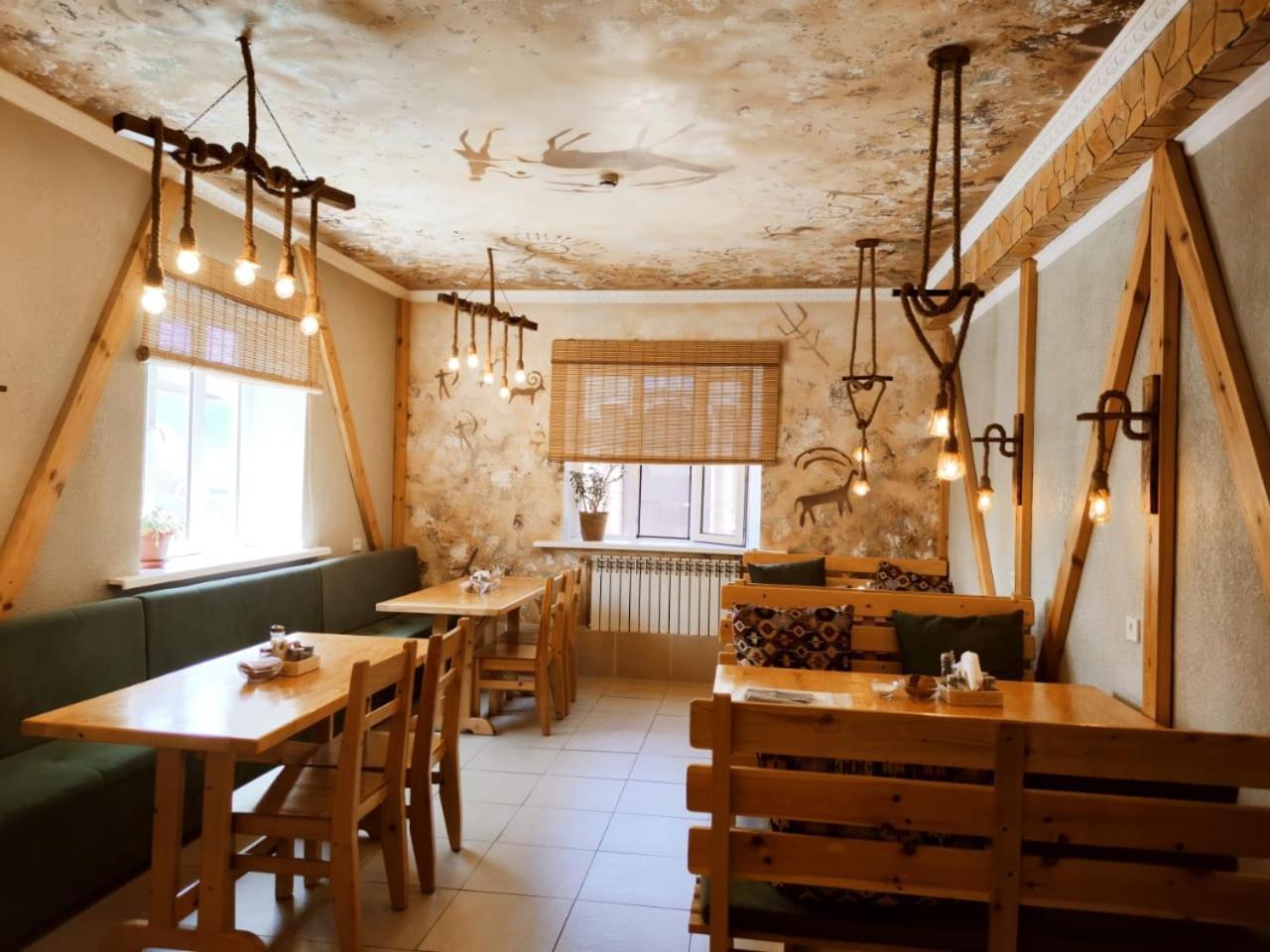 Silkroad Guesthouse Bisjkek Eksteriør bilde